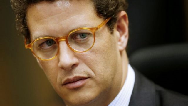 CRÉDITO,REUTERS, Ricardo Salles é alvo de duas investigações em tramitação no STF por suspeita de proteger madeireiras