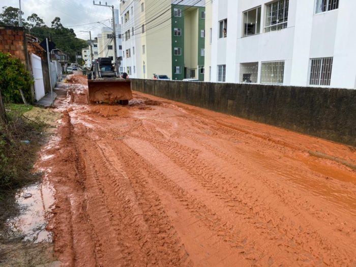 Equipes a postos para amenizar os estragos da chuva