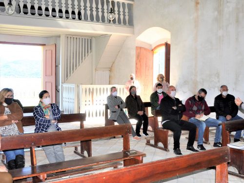 Comissão mista de prefeitura e moradores