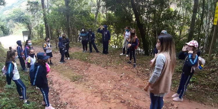 Governador Celso Ramos intensifica educação ambiental