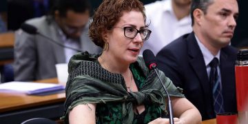 Após depoimento à PF, Zambelli diz que dia 7 vai à Paulista