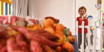 Prefeitura faz a entrega de 5 mil kits da alimentação escolar