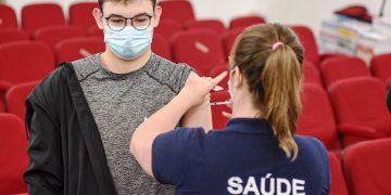 Biguaçu aplica segunda dose das vacinas Coronavac, Pfizer e AstraZeneca