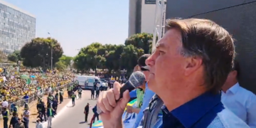 Ao propor reunir Conselho da República, Bolsonaro mira oficializar golpe