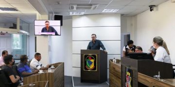 O prefeito Orvino Coelho de Ávila e o Secretário de Infraestruturar, Pedro Paulo Duarte da Silva estiveram nesta quinta-feira (28) na Câmara Municipal de São José e participaram da roda de conversa