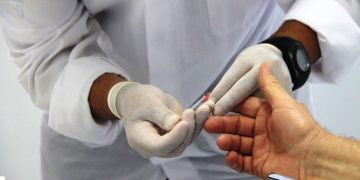 Prewfeitura promove testes e exames de sangue