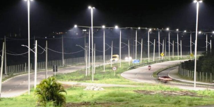 concluida_a_instalacao_da_iluminacao_do_novo_acesso_ao_sul_da_ilha_20211106_1523863362
