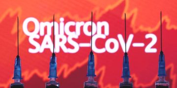 REUTERS - Dado Ruvic - SP confirma Ômicron em paciente que não viajou para exterior