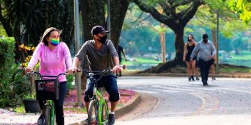 Máscaras não afetam respiração ou trazem risco à prática de exercícios - Rovena Rosa - Agência Brasil