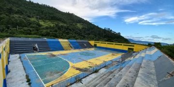 Reconstrução do Ginásio