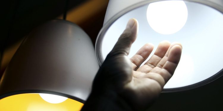 Taxa extra deixa de cobrada na conta de luz