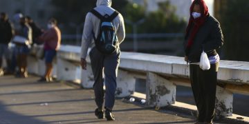 Pessoas com asma. Massa de ar frio e baixa umidade são desafios para saúde dos brasilienses.