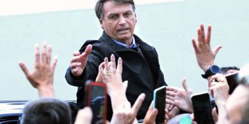 Grupos traçam reação a golpe de Bolsonaro e cobram mais adesões