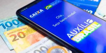 Margem de consignado do Auxílio Brasil é maior que benefício extra
