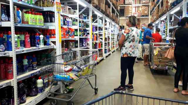 Brasileiros entram na lista do calote por deixar de pagar gasto com alimento