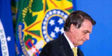 Manifesto recebe 636 mil adesões; entenda o que é democracia e como funciona
