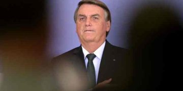 Manobra para liberar mais emendas favorece aliados e líder de Bolsonaro