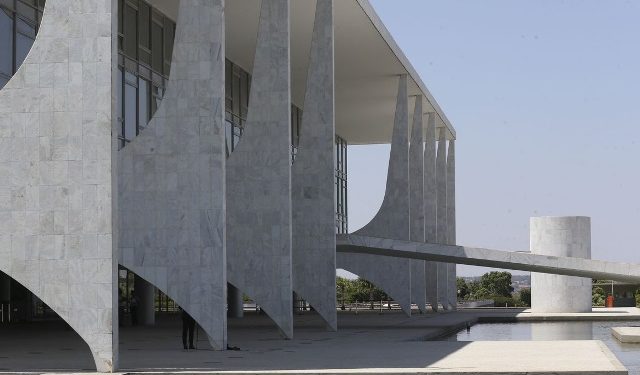 como funciona a transição