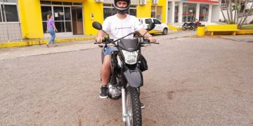 Prefeitura adquire motocicleta para reforçar combate a dengue