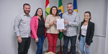 Prefeitura garante repasse de R$ 564 mil à APAE de Biguaçu