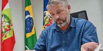Projeto de lei de piso nacional para servidores do magistério municipal