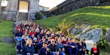 ESTUDANTES DO PROJETO BOMBEIRO MIRIMDEGOVERNAOR CELSO RAMOS VISITAM ILHA DO ANHATOMIRIM