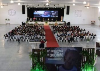 8º CONGRESSO MUNICIPAL DE EDUCAÇÃO DE GOVERNADOR CELSO RAMOS REÚNE MAIS 450 CONGRESSISTAS