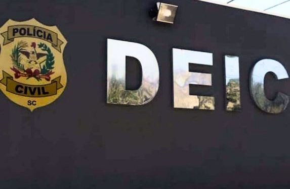 Levantamento da Polícia Civil revela queda de furtos e roubos de veículos em Santa Catarina