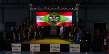 Noite de abertura da OLESC marca edição inédita da competição em Florianópolis