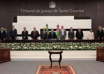 Governador prestigia posse do novo presidente do Tribunal de Justiça de Santa Catarina