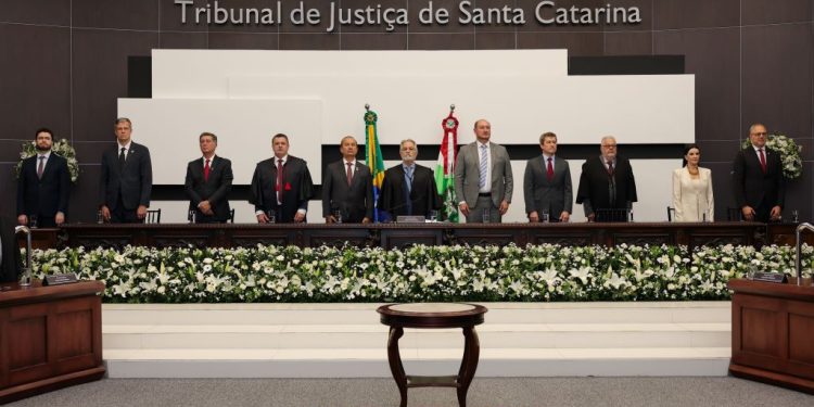 Governador prestigia posse do novo presidente do Tribunal de Justiça de Santa Catarina