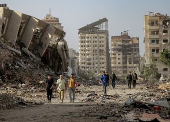 Hamas entrega 17 reféns à Cruz Vermelha no terceiro dia de trégua em Gaza