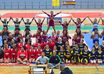 Projeto da Udesc incentiva a prática cheerleading entre estudantes da universidade estadual