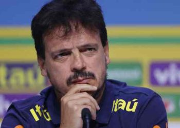 Seleção coleciona marcas negativas antes de pegar Argentina de Messi