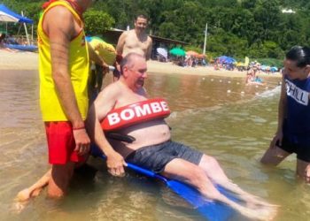 Cadeiras especiais do Projeto Praia Acessível começam a ser ativadas a partir do dia 20 de dezembro em Calheiros e Praia Grande