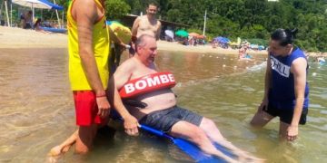 Cadeiras especiais do Projeto Praia Acessível começam a ser ativadas a partir do dia 20 de dezembro em Calheiros e Praia Grande