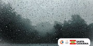 Fim de semana com chuva persistente no Litoral Sul e alívio do calor em grande parte de SC