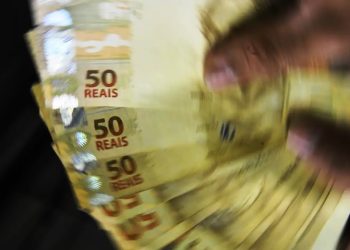 Caixa libera abono
