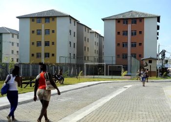 Retirada de recursos da poupança e mercado imobiliário