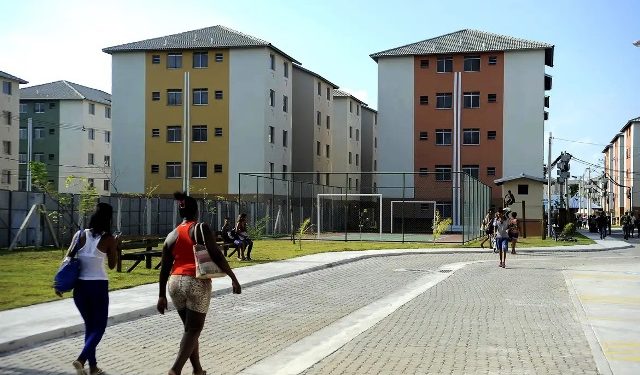 Retirada de recursos da poupança e mercado imobiliário