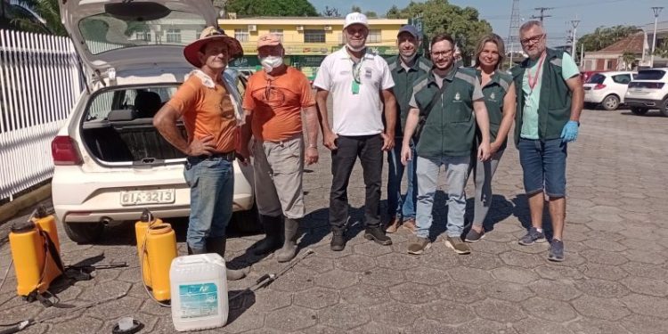 Luta contra a Dengue - Vigilância Epidemiológica participa de capacitação em Tijucas