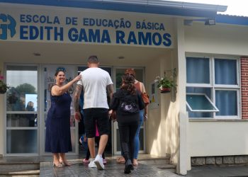 Estudantes celebram o Dia da Família na Escola com atividades neste sábado nas unidades da rede estadual de ensino