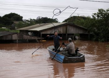 Sobe para 57 o número de mortos em temporais do RS