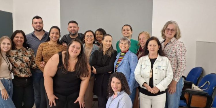 Novos-membros-do-Conselho-Municipal-da-Pessoas-Idosa-de-Biguacu-sao-empossados-Dicom-PMB-800x445