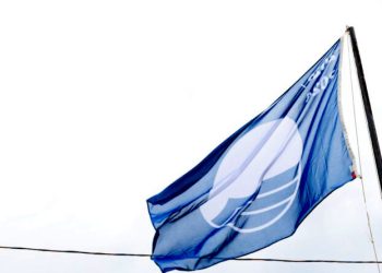 Praia Grande e Praia das Cordas são pré-aprovadas para Bandeira Azul 2024-2025