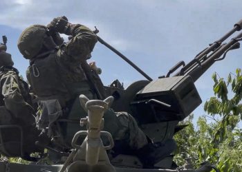 Rússia abate 33 'drones' ucranianos sobre quatro regiões da fronteira