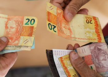 Setor de serviços de Santa Catarina cresce 5,7% em agosto, acima da média nacional