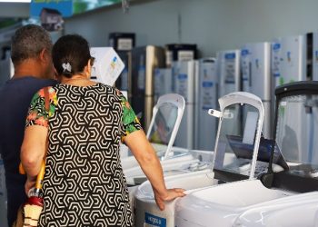 Com promoções atrativas ao consumidor, Black Friday movimenta a economia catarinense