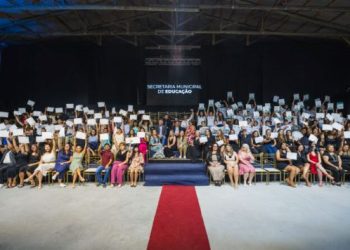Centro de Ensino Profissionalizante forma 252 alunos em Biguaçu