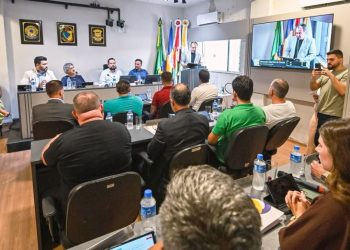 A Câmara Municipal de Biguaçu realizou, na tarde desta segunda-feira (3), a primeira sessão de 2025